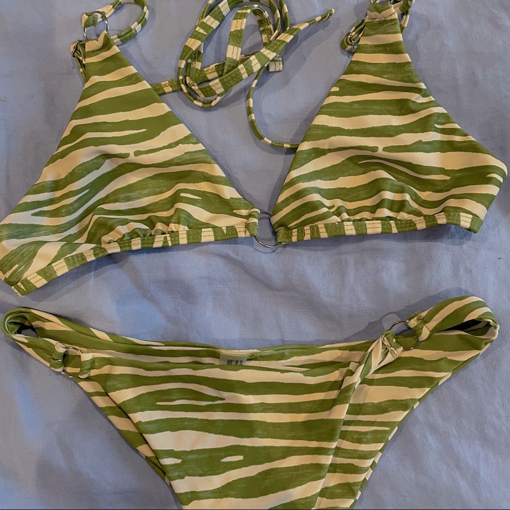cheeky zebra bikini - Picture 2 of 4